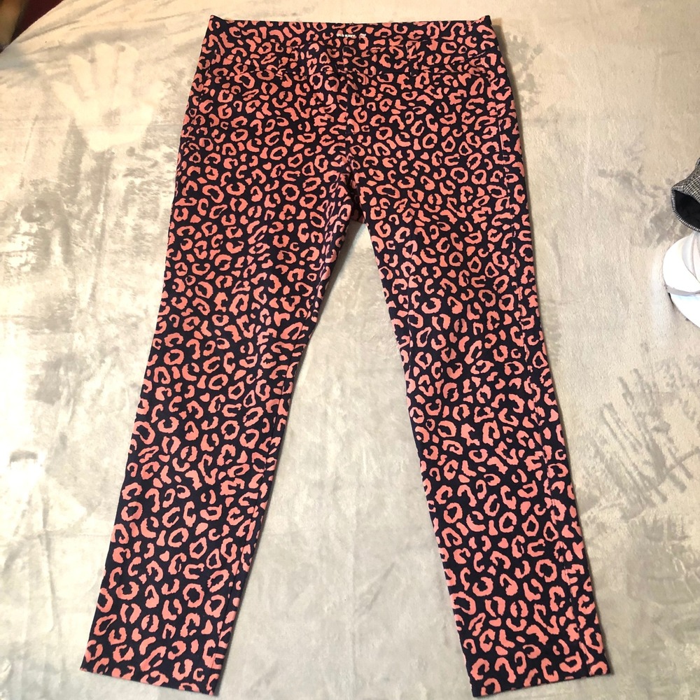 Old Navy Pixie Ankle Pants Womens 6 Petite Pink Navy Leopard Print Stretch Slim